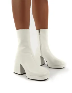 Addilyn Wide Fit White Chunky Heel Ankle Boots