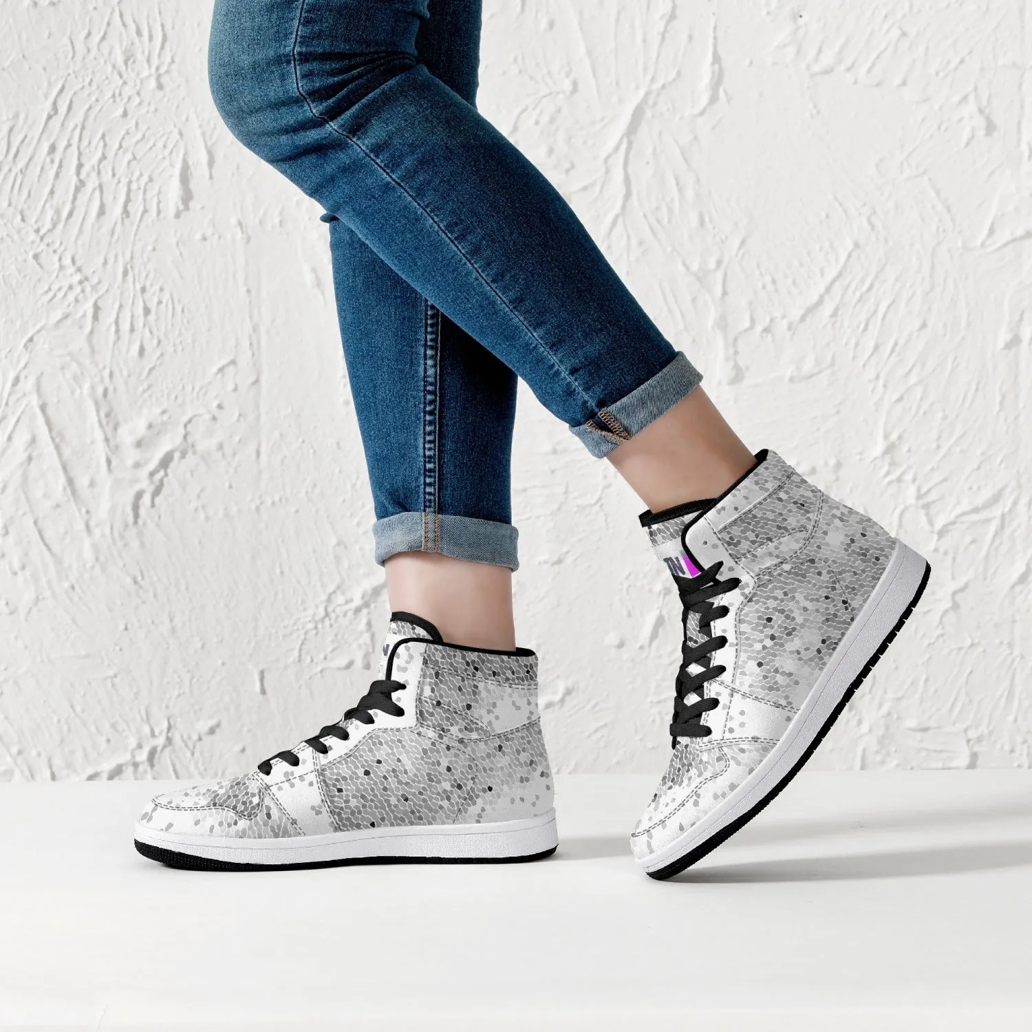 Almost White - Macr.in (High-Top Leather Sneakers)