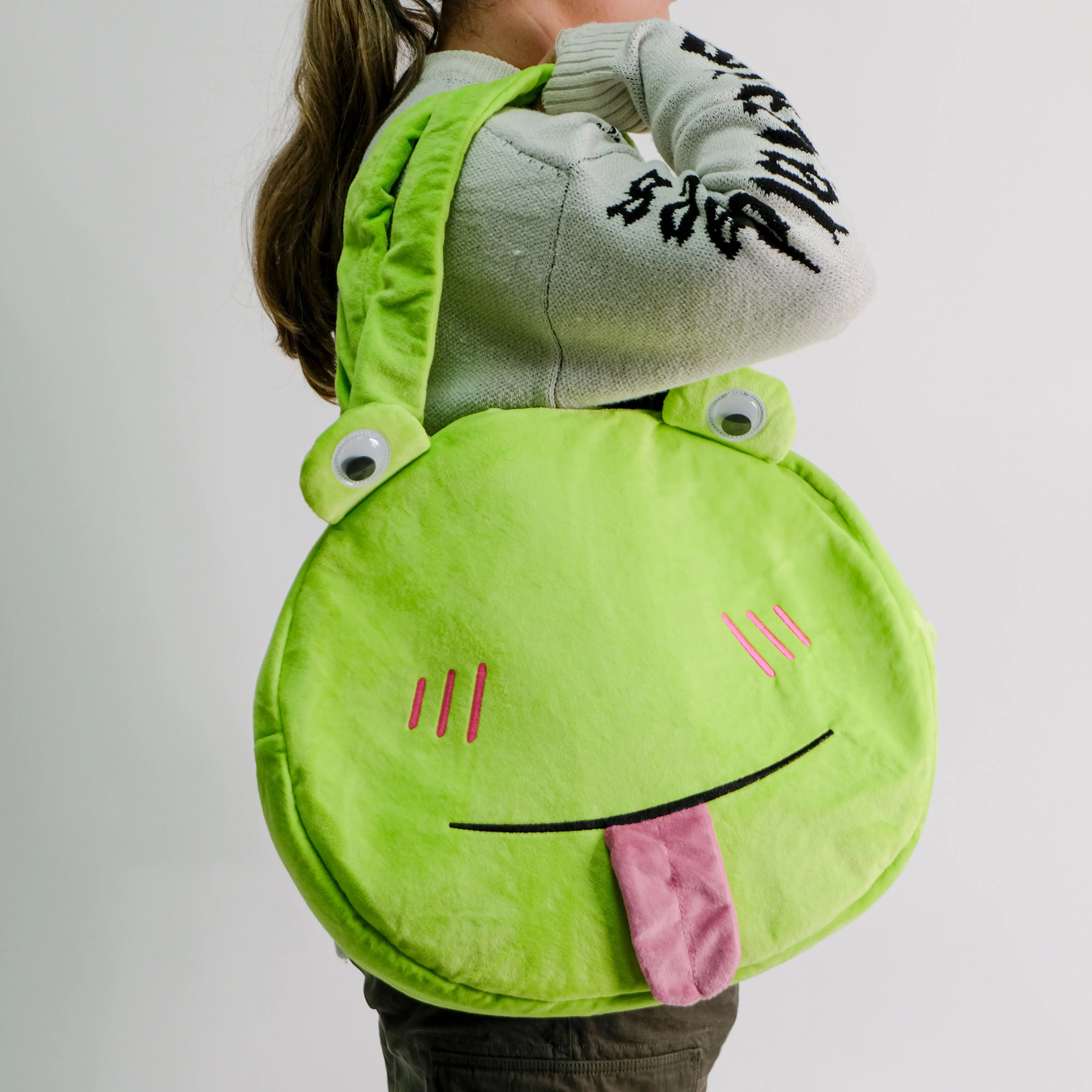 Bevvy the Frog Bag