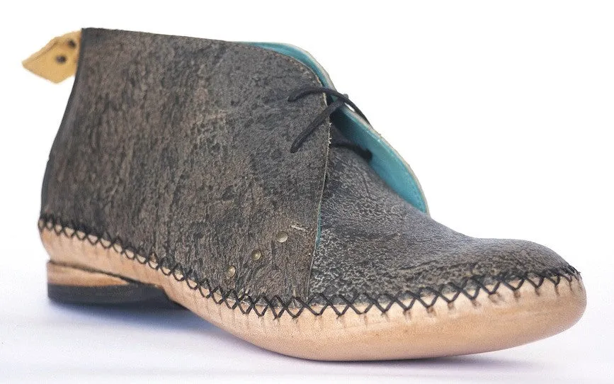 No.0025 UNDERPASS moccasin desert boot Moss